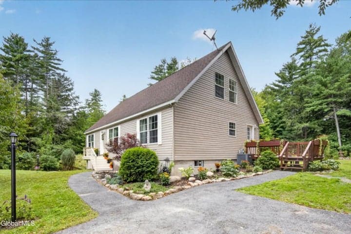 209 N Greenfield Road, Greenfield, NY, photo 1