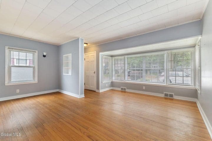 11 Fuller Terrace, Colonie, NY, photo 4