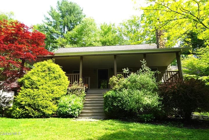417 Overlook Drive, Hillsdale, NY