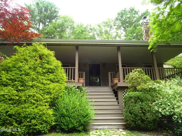 417 Overlook Drive, Hillsdale, NY, photo 3