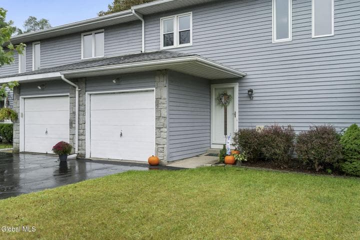 52 Velina Drive, Albany, NY, photo 3