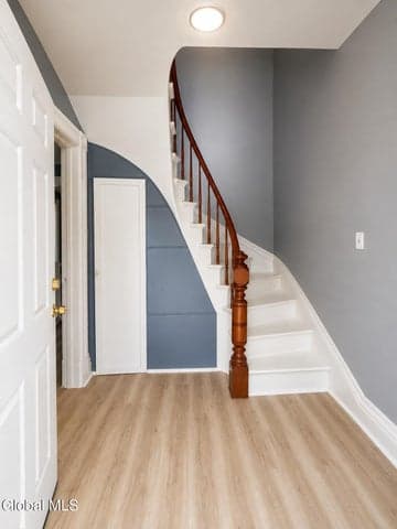 427 6th Avenue, Troy, NY, photo 2