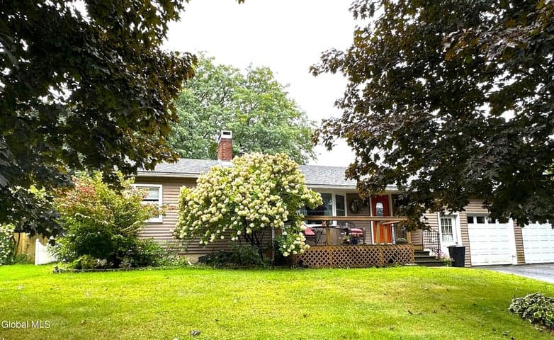 30 Abeling Street, Canajoharie, NY, photo 2