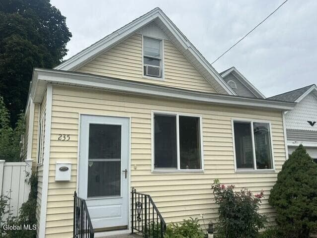 235 4th Avenue, Troy, NY, photo 1
