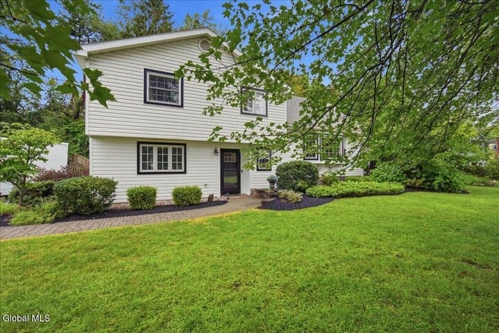 7 Eberle Road, Latham, NY, photo 4