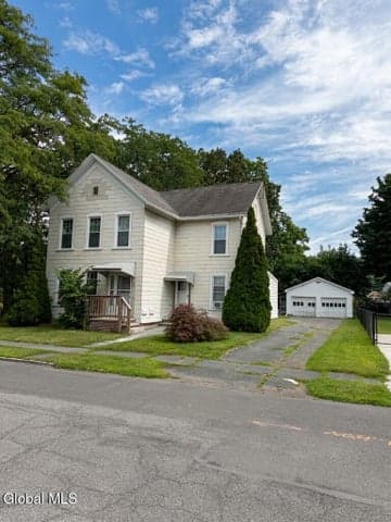 298 3rd Avenue, Troy, NY, photo 2