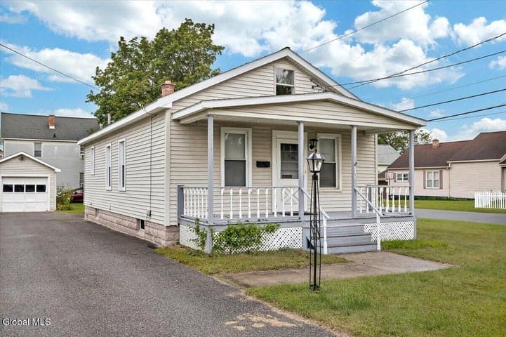 352 Melrose Street, Rotterdam, NY, photo 1