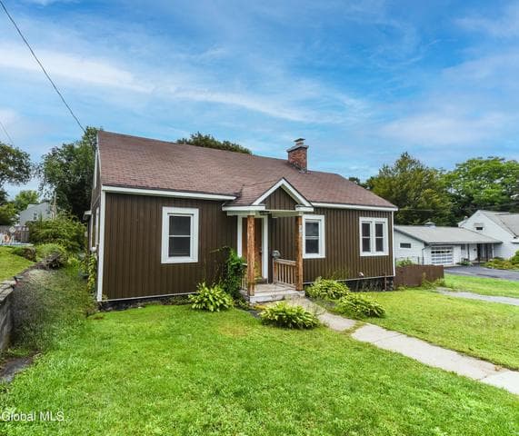207 Oak Street, Corinth, NY, photo 1