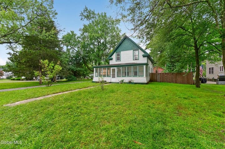 2177 Helderberg Avenue, Rotterdam, NY, photo 1