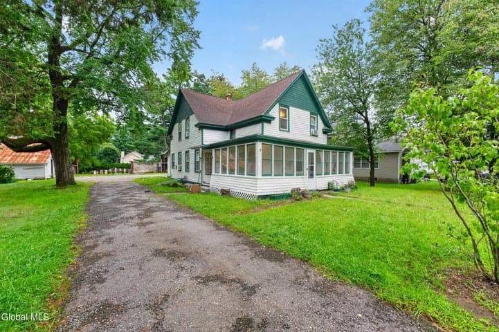 2177 Helderberg Avenue, Rotterdam, NY, photo 2