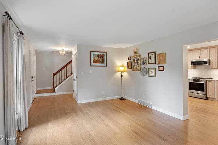 759 Downing Street, Niskayuna, NY, photo 5