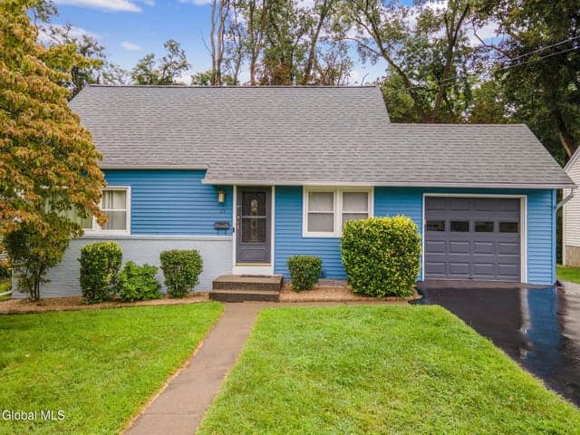 311 Sunset Avenue, East Greenbush, NY, photo 1