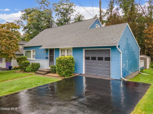 311 Sunset Avenue, East Greenbush, NY, photo 2