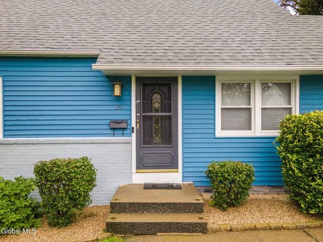 311 Sunset Avenue, East Greenbush, NY, photo 4