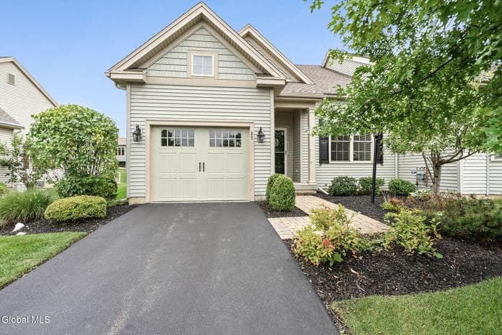 37 Fathers Way, Slingerlands, NY, photo 1