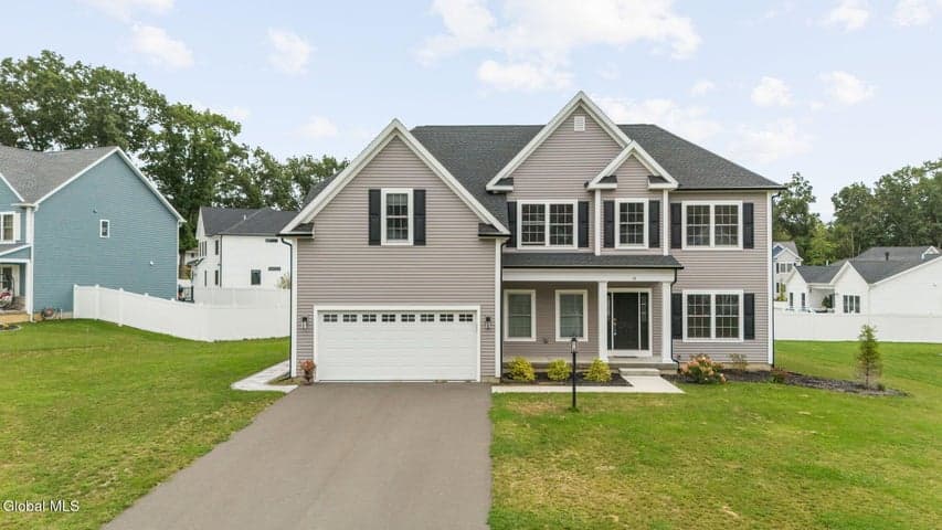 13 Edenfield Street, Loudonville, NY, photo 1