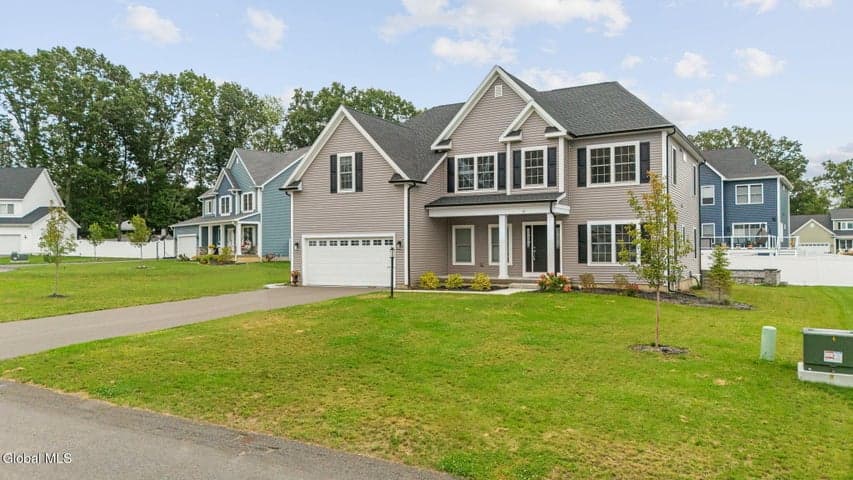 13 Edenfield Street, Loudonville, NY, photo 3
