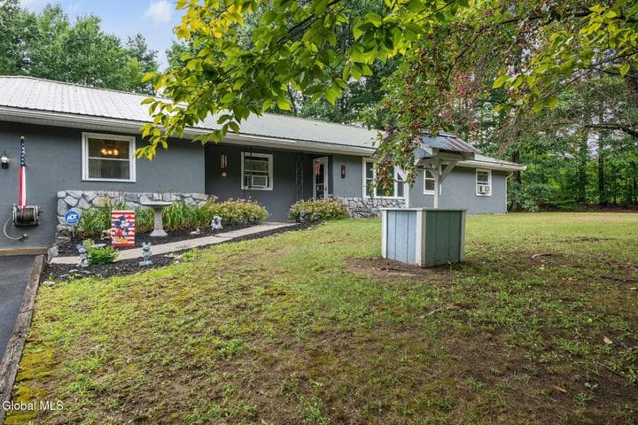 8 Michael Road, Moreau, NY, photo 5
