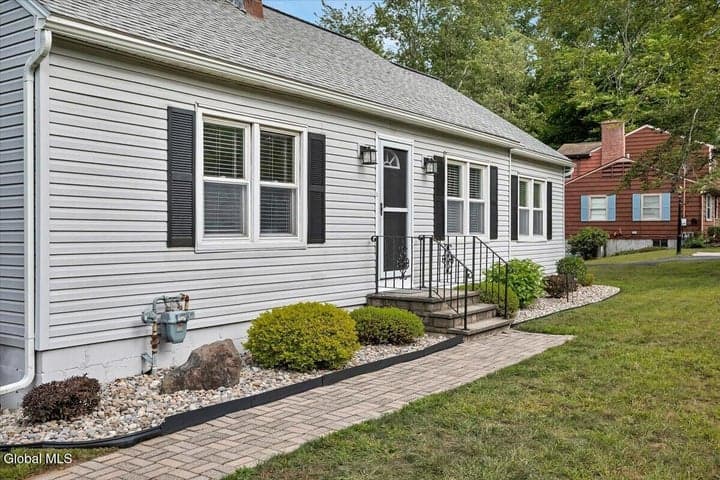 537 Sand Creek Road, Colonie, NY, photo 3