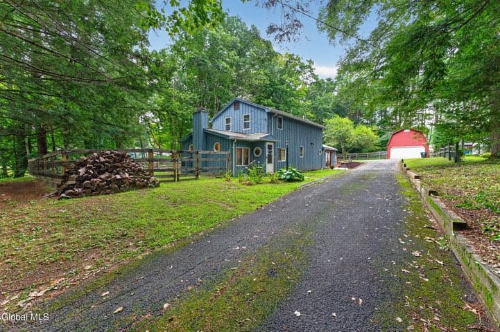 5647 Lake Road, Galway, NY, photo 1