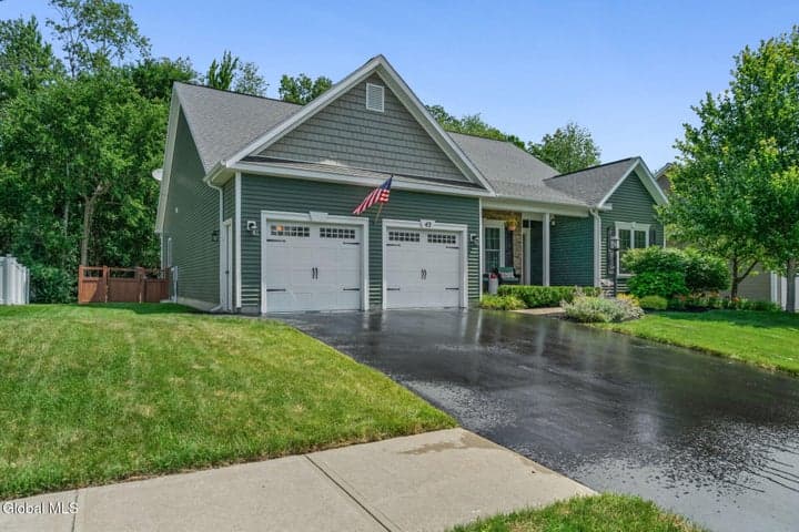 43 Maiden Circle, Ballston Spa, NY, photo 2