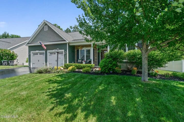 43 Maiden Circle, Ballston Spa, NY, photo 3