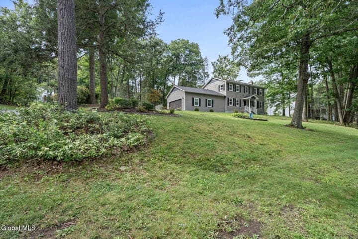 2279 Pine Ridge Road, Niskayuna, NY, photo 4
