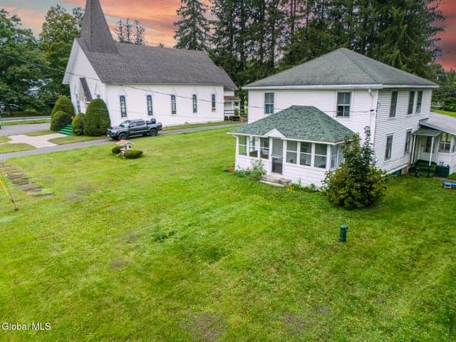 454 New York 43, Stephentown, NY, photo 5
