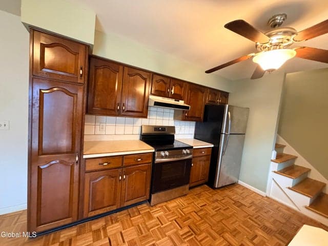 11 Pershing Drive, Latham, NY, photo 5