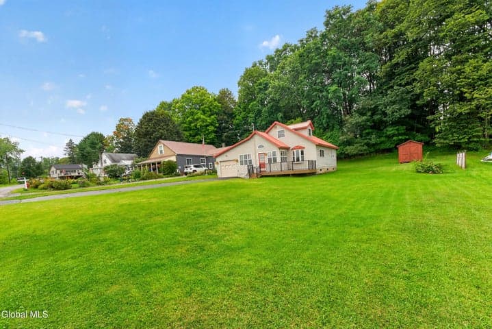 11 Haines Street, Mayfield, NY, photo 1