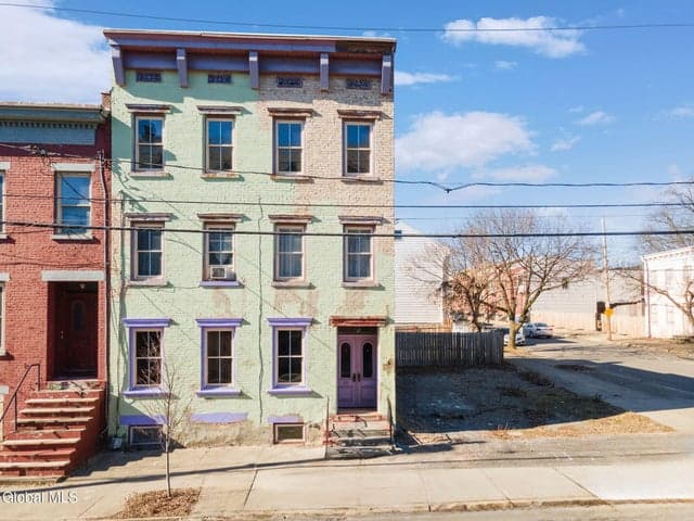 73 Clinton Street, Albany, NY, photo 1