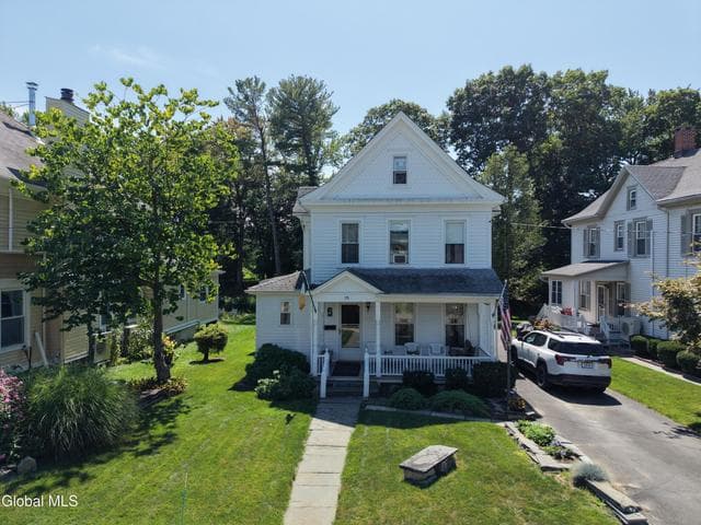 15 Freleigh Place, Coxsackie, NY, photo 1
