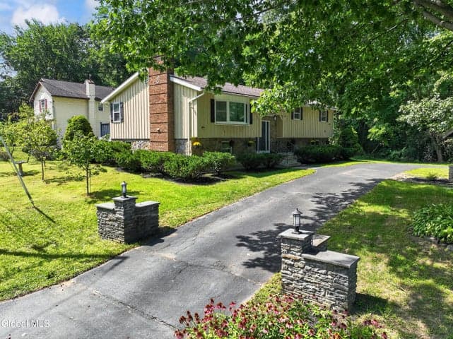 16 Golf Road, Schenectady, NY, photo 2