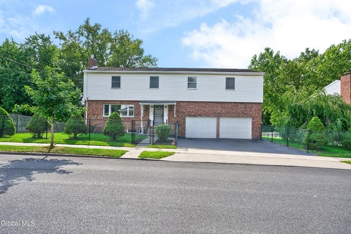 62 Slingerland Street, Albany, NY, photo 1
