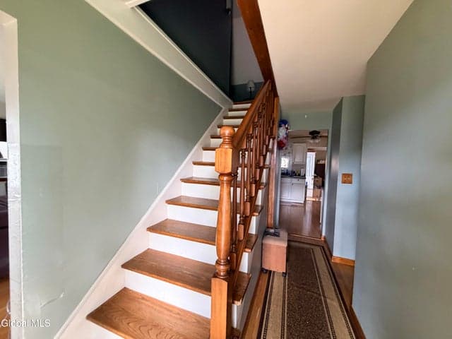 158 8th Avenue, Troy, NY, photo 4
