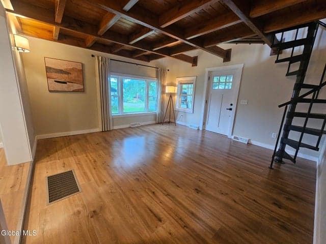 32 Alden Avenue, Warrensburg, NY, photo 5