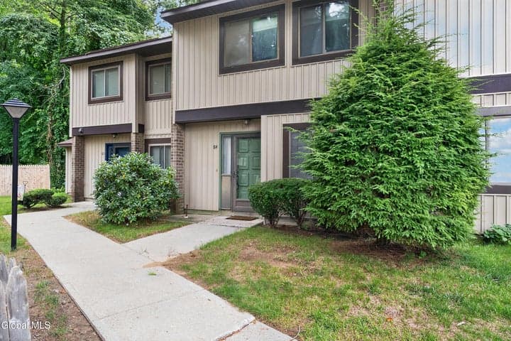 84 Crestwood Terrace, Albany, NY, photo 3