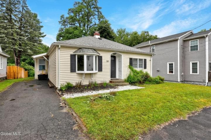 58 Frederick Avenue, Colonie, NY, photo 2