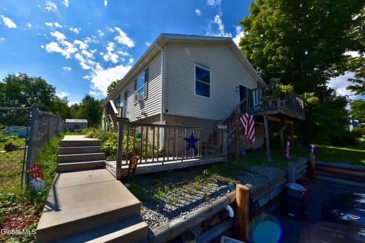45 2nd Avenue, Hadley, NY, photo 1