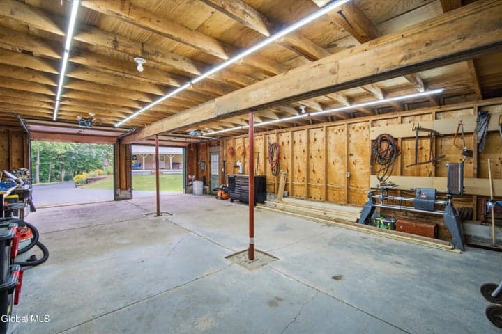 1108 North Road, Glenville, NY, photo 4