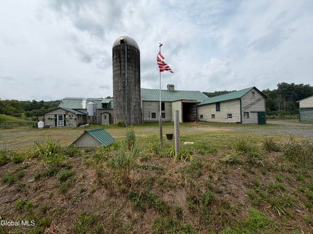 114 Tater Barn Road, Esperance, NY, photo 2