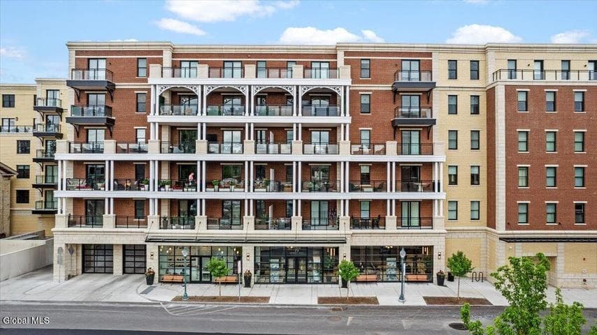 19 Washington Street #APT 565, Saratoga Springs, NY, photo 1