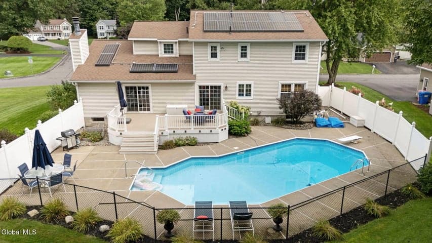 313 Debbie Drive, Rotterdam, NY, photo 3