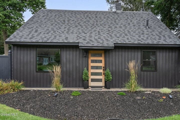 1048 Spry Lane, Rotterdam, NY, photo 2