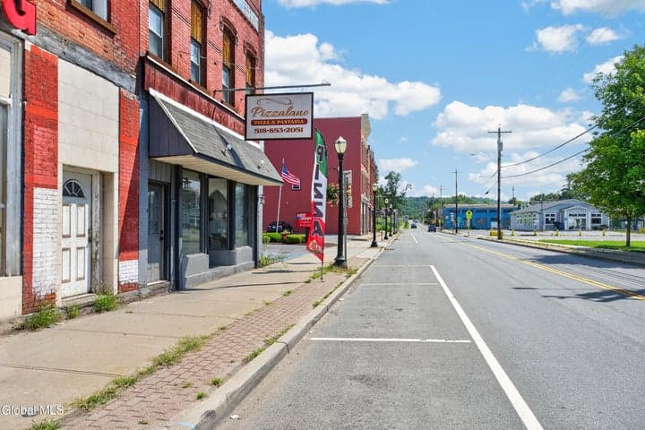 22 W Main Street, Fonda, NY, photo 3