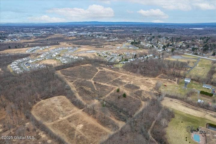 30 Landor Lane, Colonie, NY, photo 4
