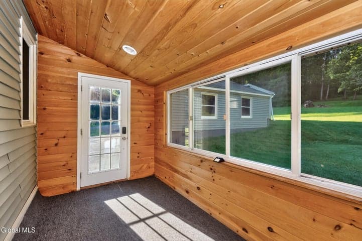 1059 Sacandaga Road, Schenectady, NY, photo 4