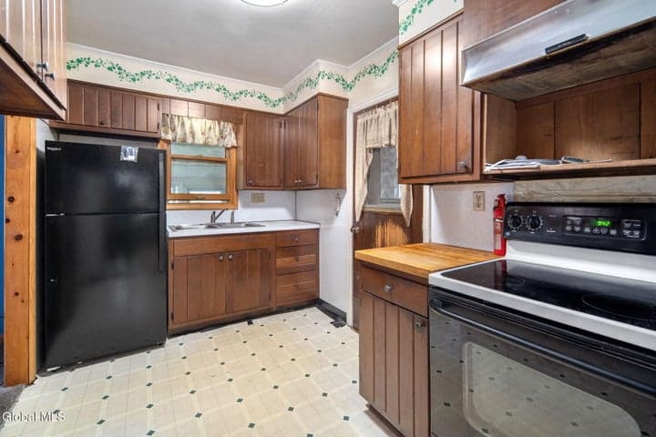 126 Legion Drive, Cobleskill, NY, photo 4