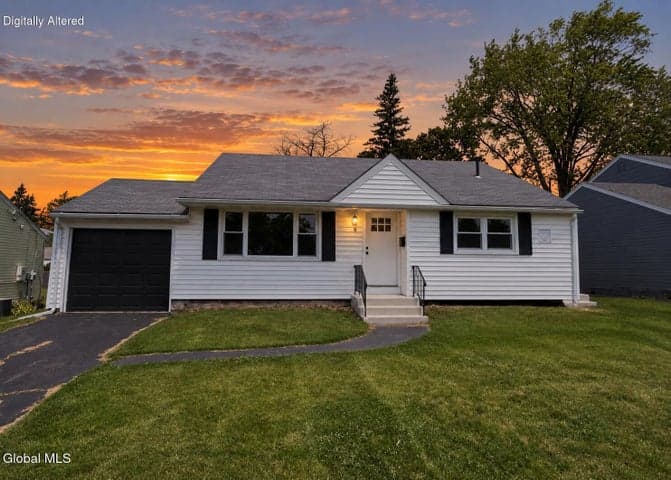 9 Dover Drive, Latham, NY, photo 1