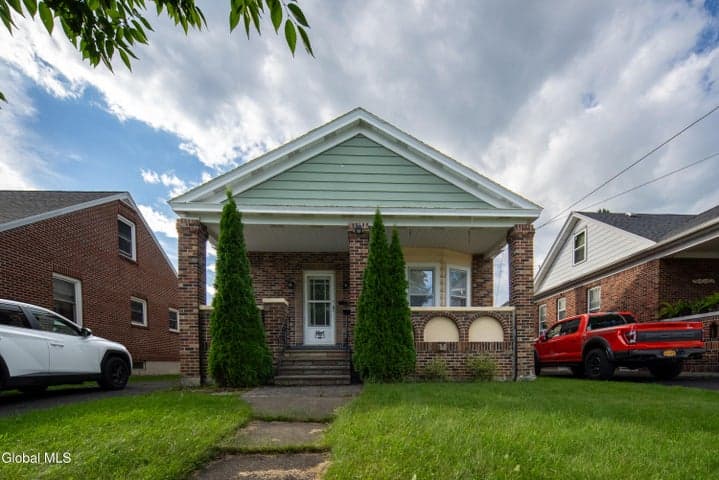 22 Marwill Street, Albany, NY, photo 3